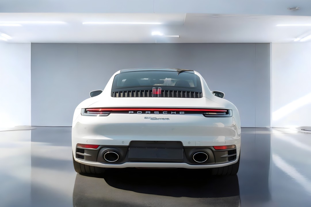 Porsche 911 Carrera (3)