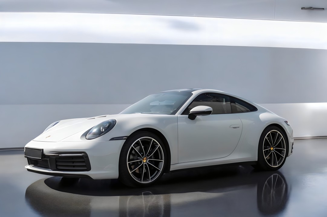 Porsche 911 Carrera (5)