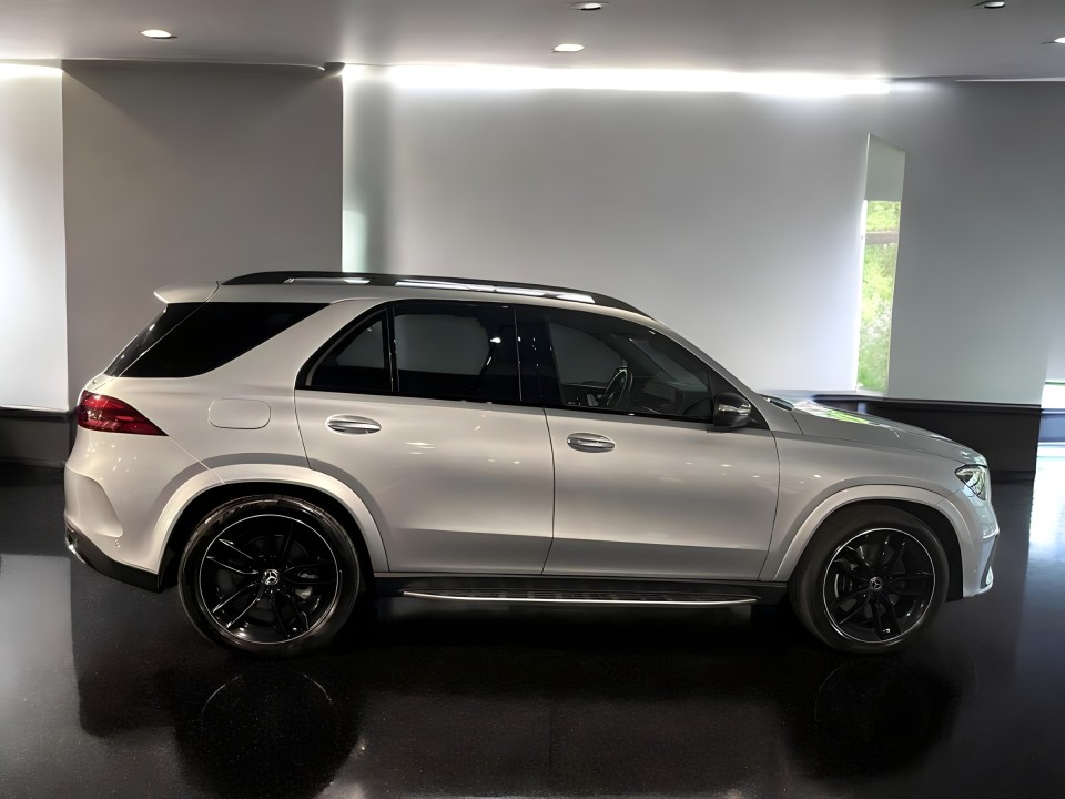 Mercedes-Benz GLE 450 4MATIC (2)