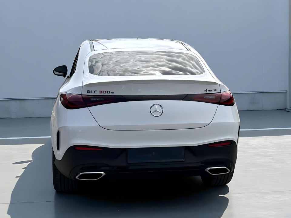 Mercedes-Benz GLC Coupe 300e 4MATIC (4)