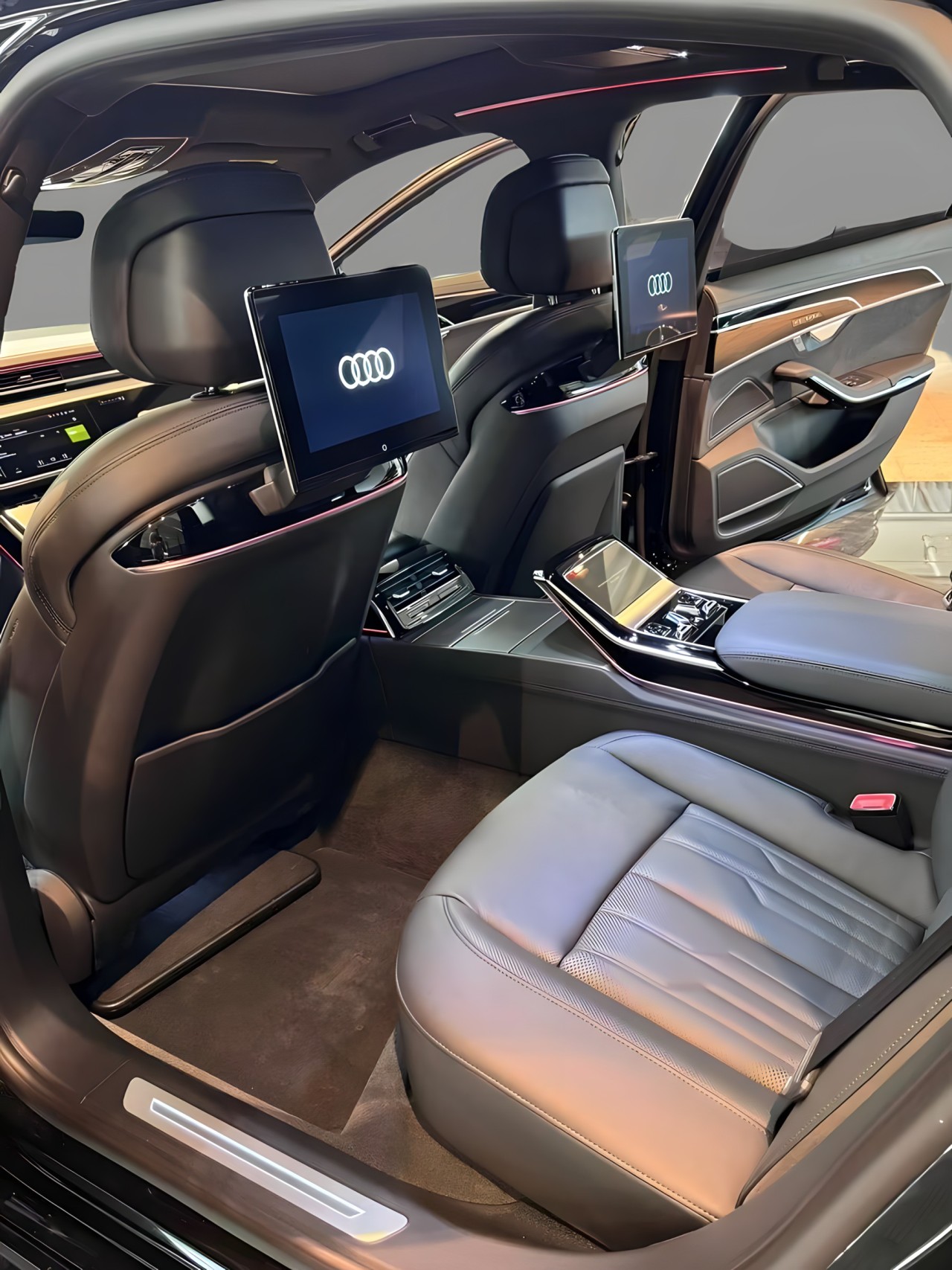 Audi A8 50TDI Quattro S line - foto 16