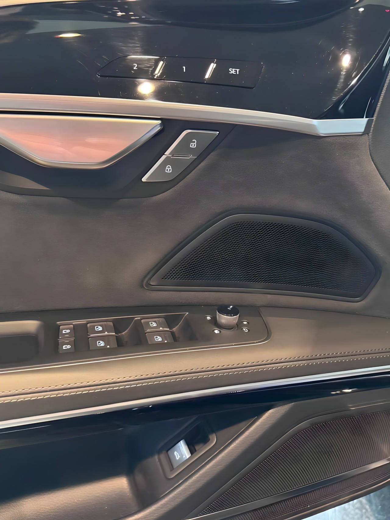 Audi A8 50TDI Quattro S line - foto 35