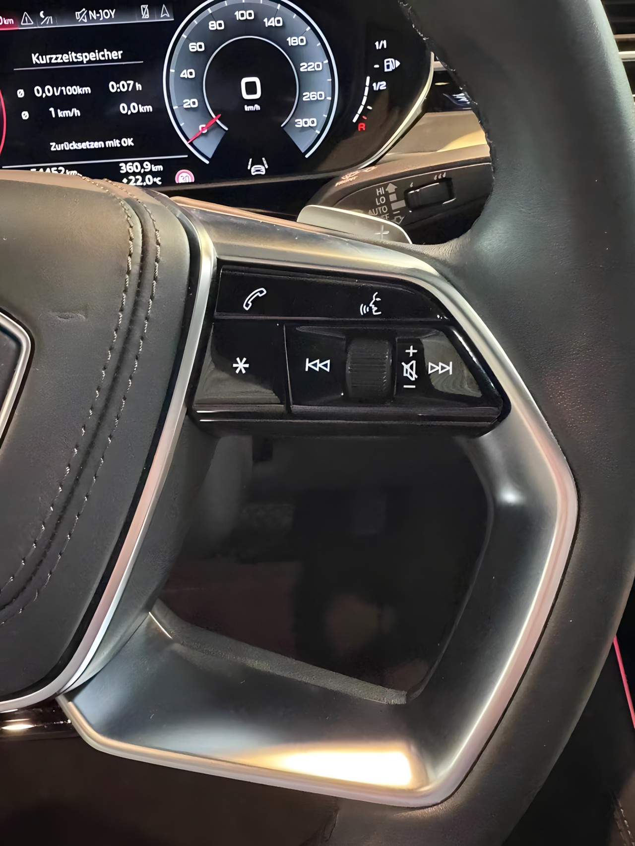 Audi A8 50TDI Quattro S line - foto 10