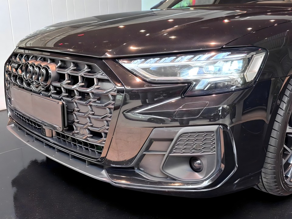 Audi A8 50TDI Quattro S line - foto 43