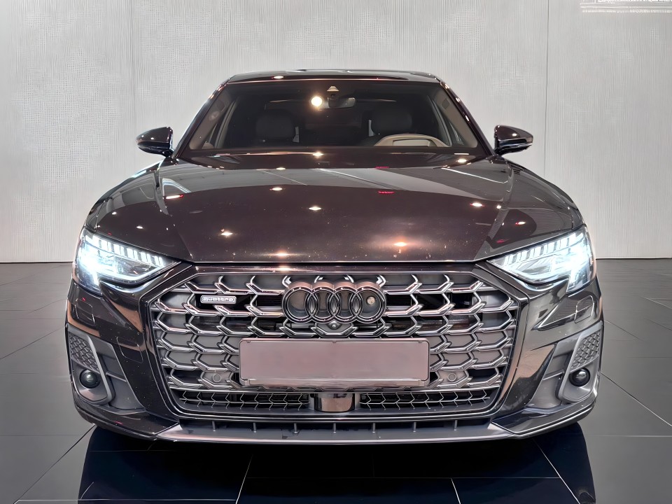 Audi A8 50TDI Quattro S line - foto 6