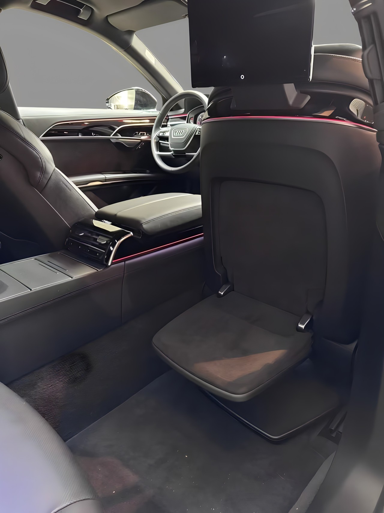 Audi A8 50TDI Quattro S line - foto 32