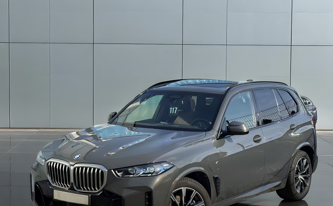 BMW X5 xDrive50e M-Sport (5)