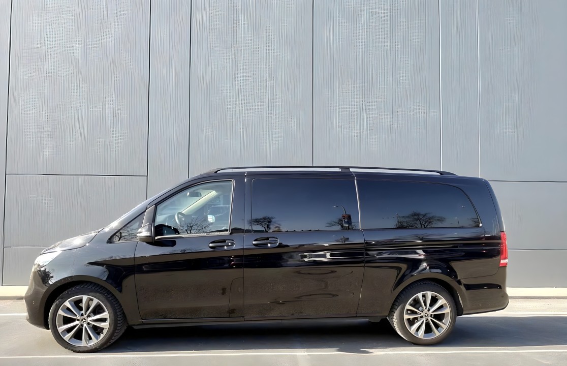 Mercedes-Benz V 300d (5)