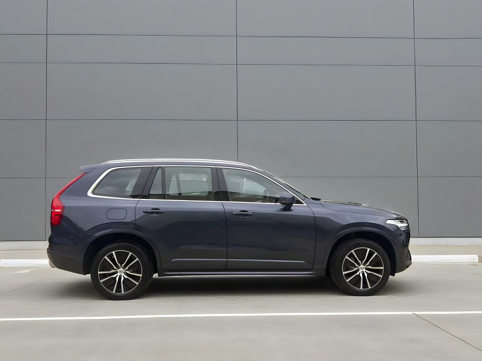 Volvo XC 90 B5 AWD Momentum Pro (2)