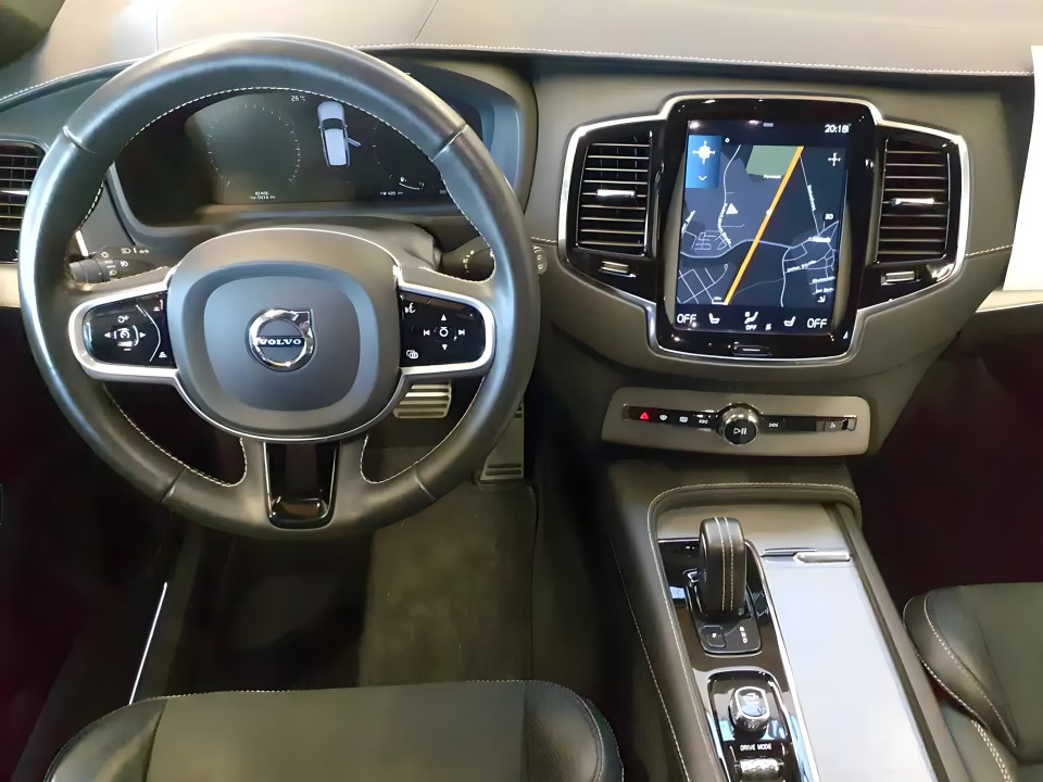 Volvo XC 90 B5 AWD R-Design - foto 6