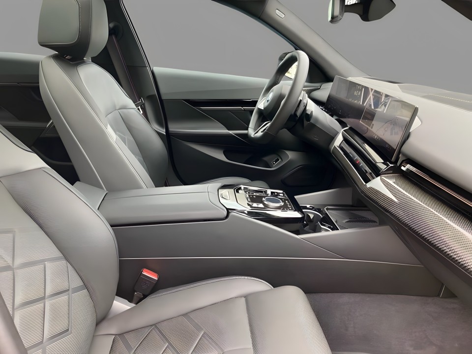 BMW Seria 5 530e M-Sport - foto 7