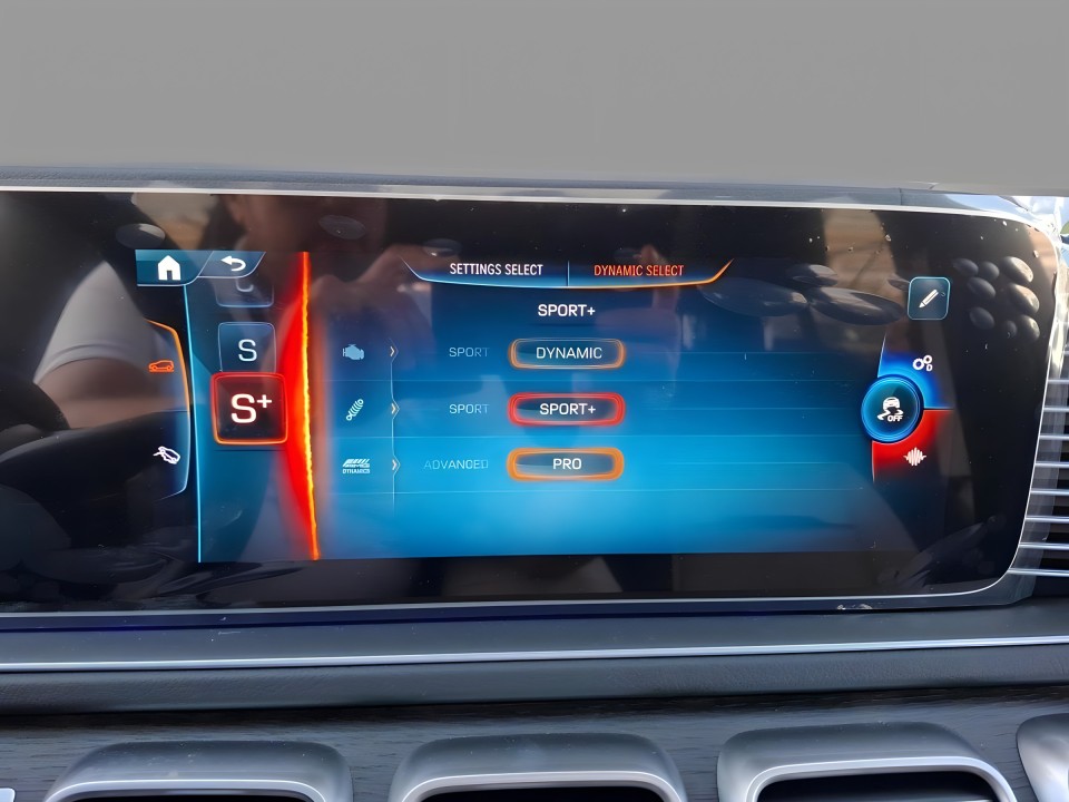 Mercedes-Benz GLE 53 AMG - foto 23