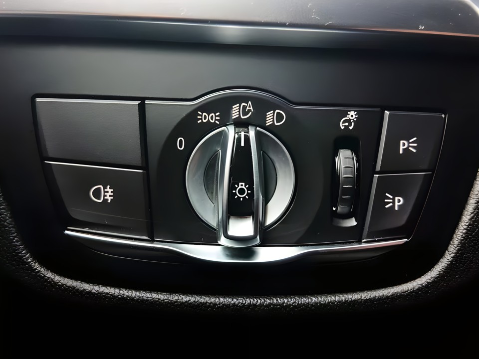 BMW X3 M Competition - foto 19