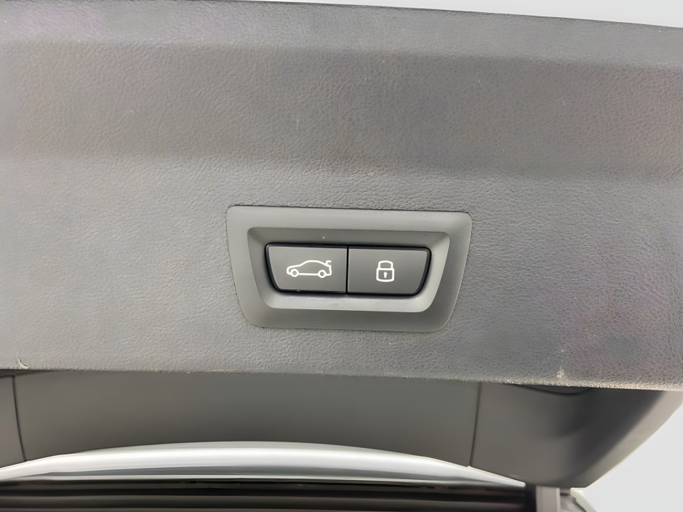 BMW X3 M Competition - foto 12