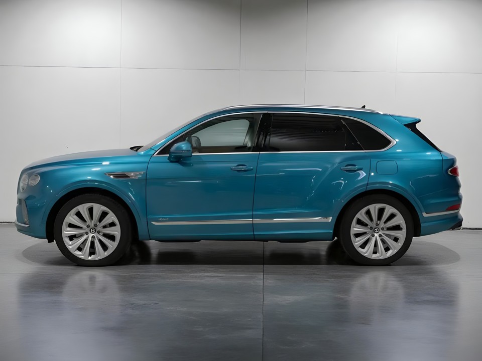 Bentley Bentayga Azure (3)