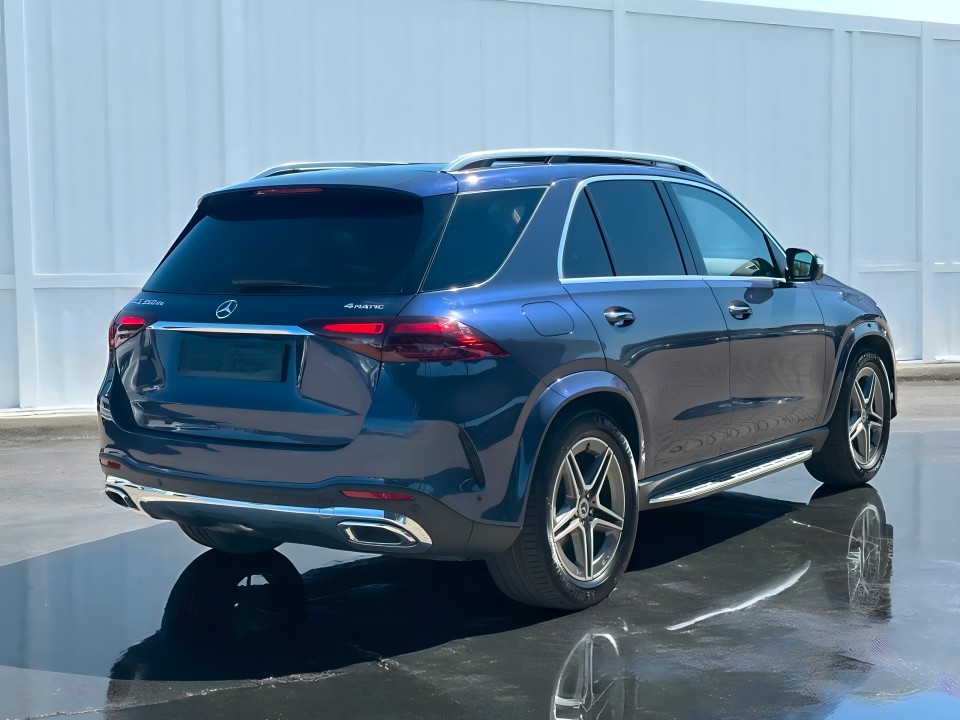 Mercedes-Benz GLE 350de 4MATIC AMG Line (3)