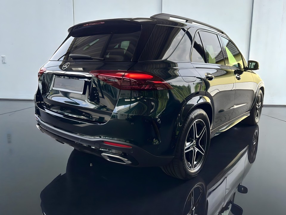 Mercedes-Benz GLE 400e 4MATIC AMG Line (2)