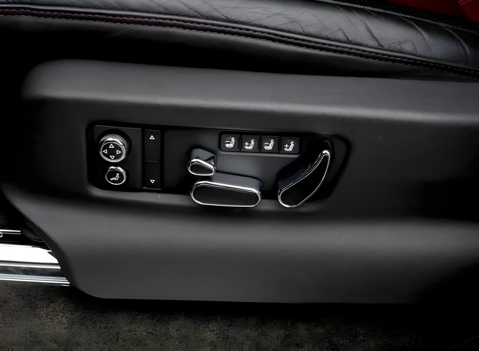 Bentley Bentayga First Edition V8 - foto 16