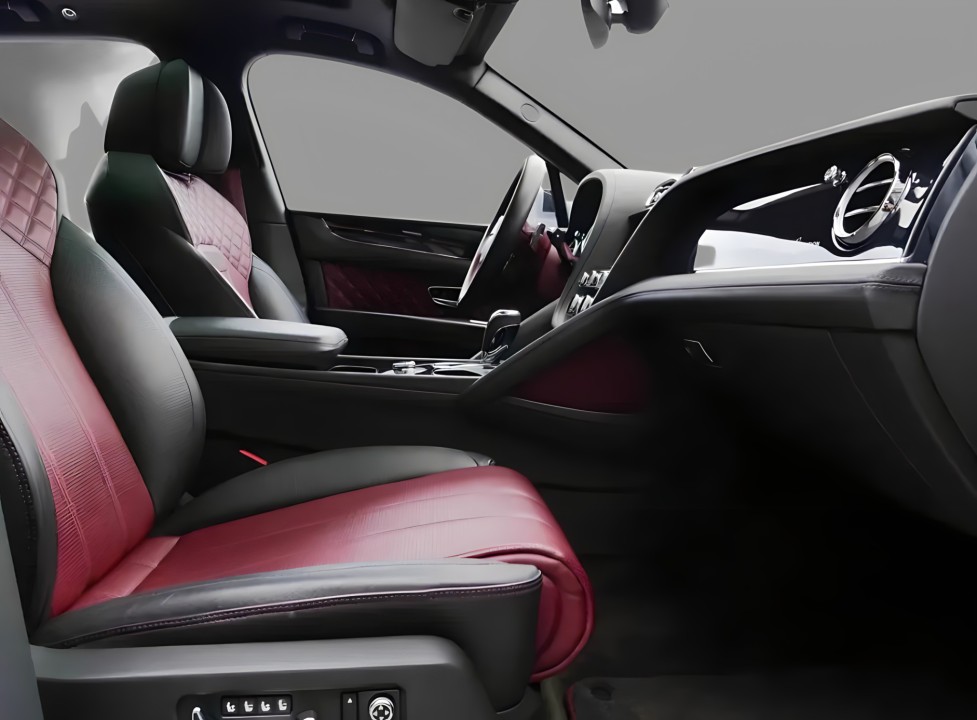 Bentley Bentayga First Edition V8 - foto 9