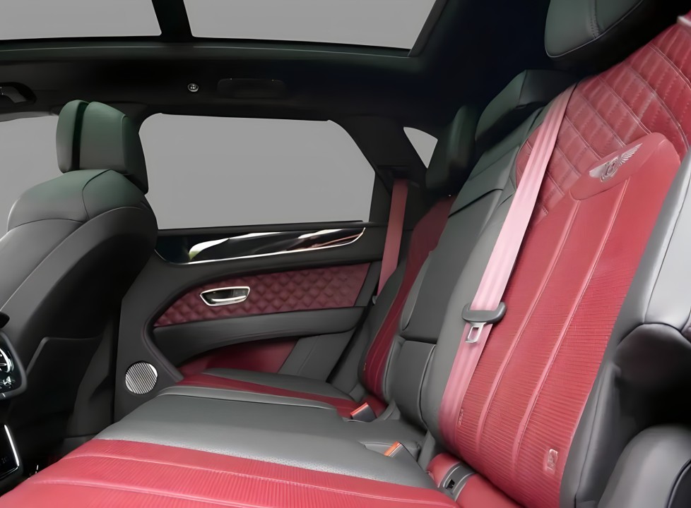 Bentley Bentayga First Edition V8 - foto 7