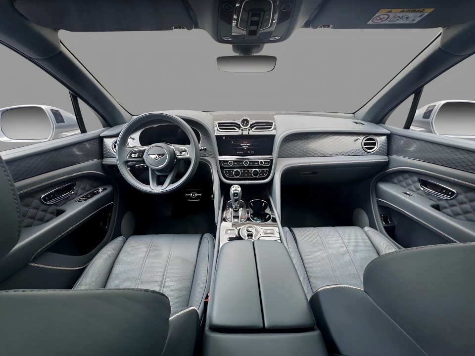 Bentley Bentayga V8 - foto 8
