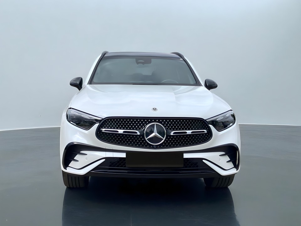 Mercedes-Benz GLC 300e 4MATIC (5)