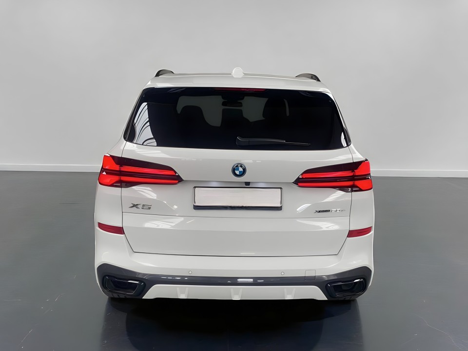 BMW X5 xDrive50e M-Sport Pro (4)