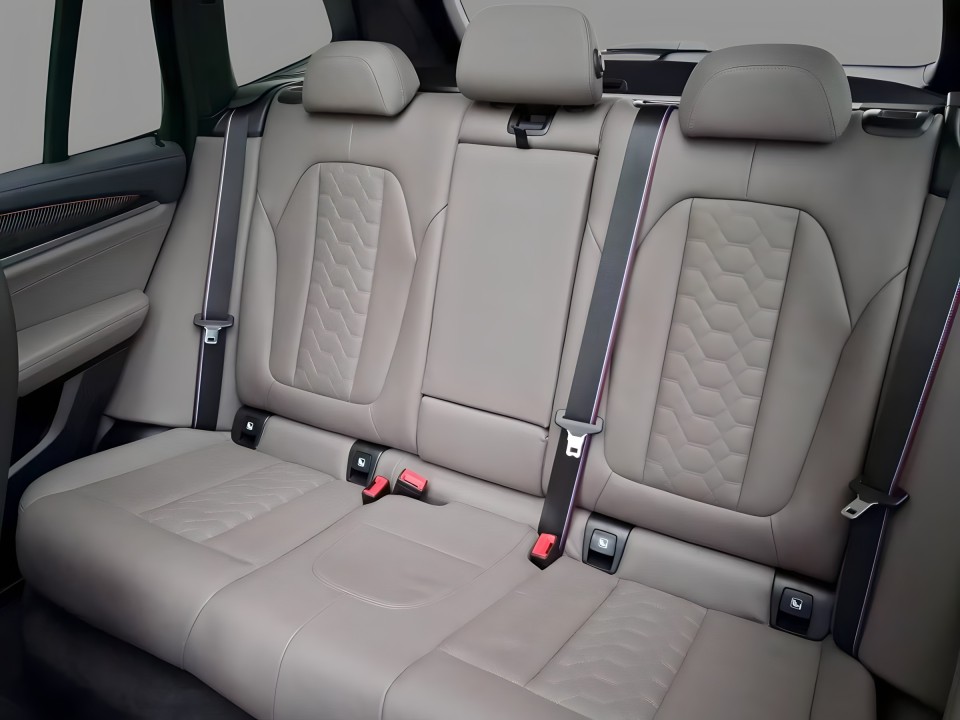 BMW X3 M Competition - foto 8