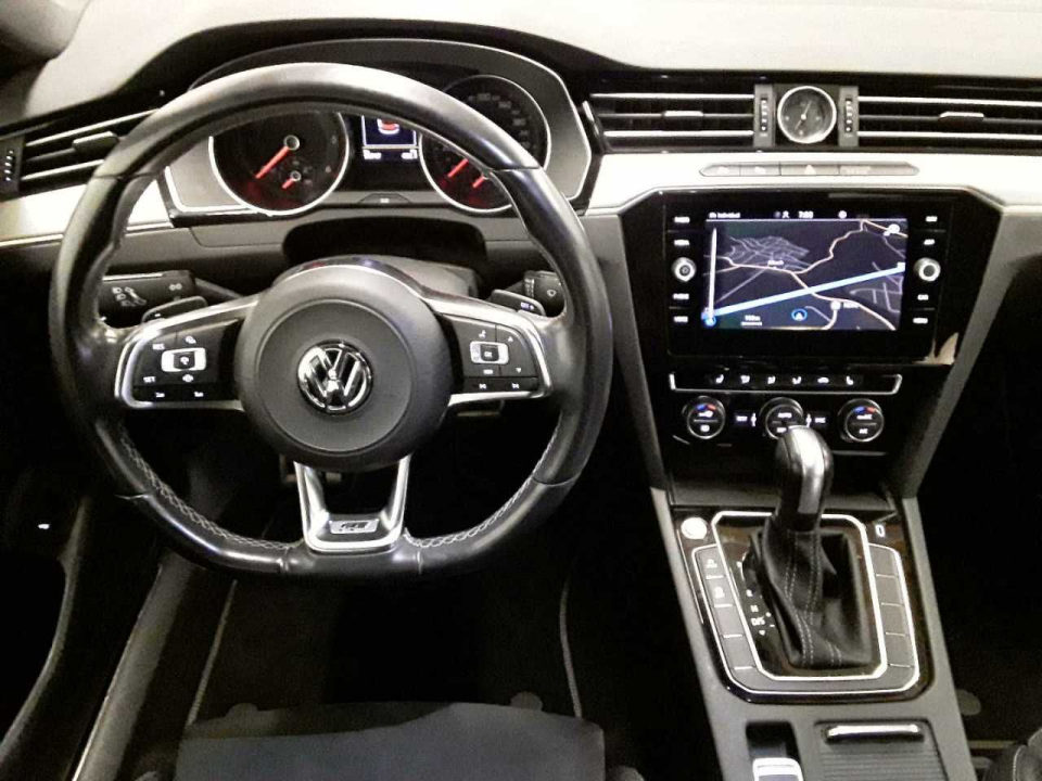 Volkswagen Arteon 2.0TDI DSG 4Motion R-Line (3)