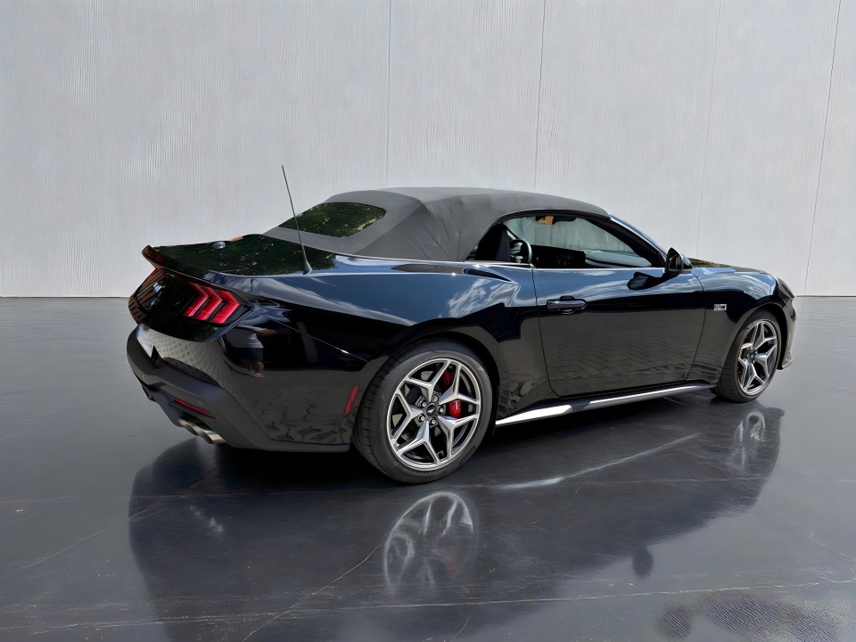 Ford Mustang GT 5.0 V8 - foto 9