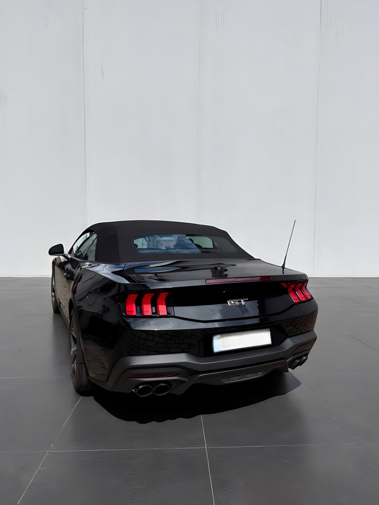 Ford Mustang GT 5.0 V8 - foto 10