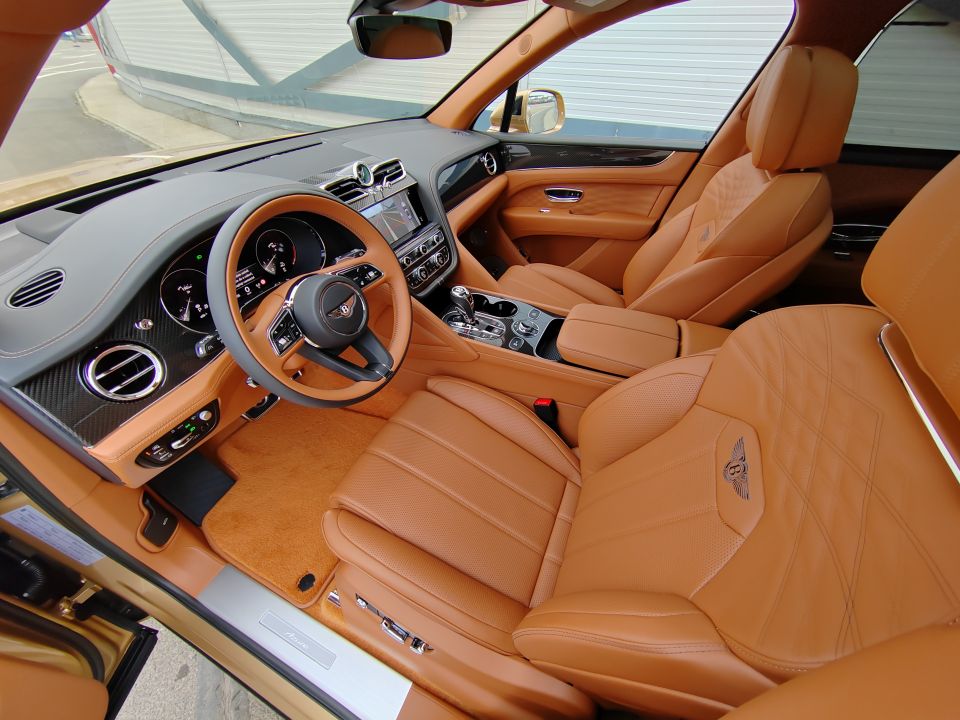 Bentley Bentayga EWB Azure First Edition - foto 12