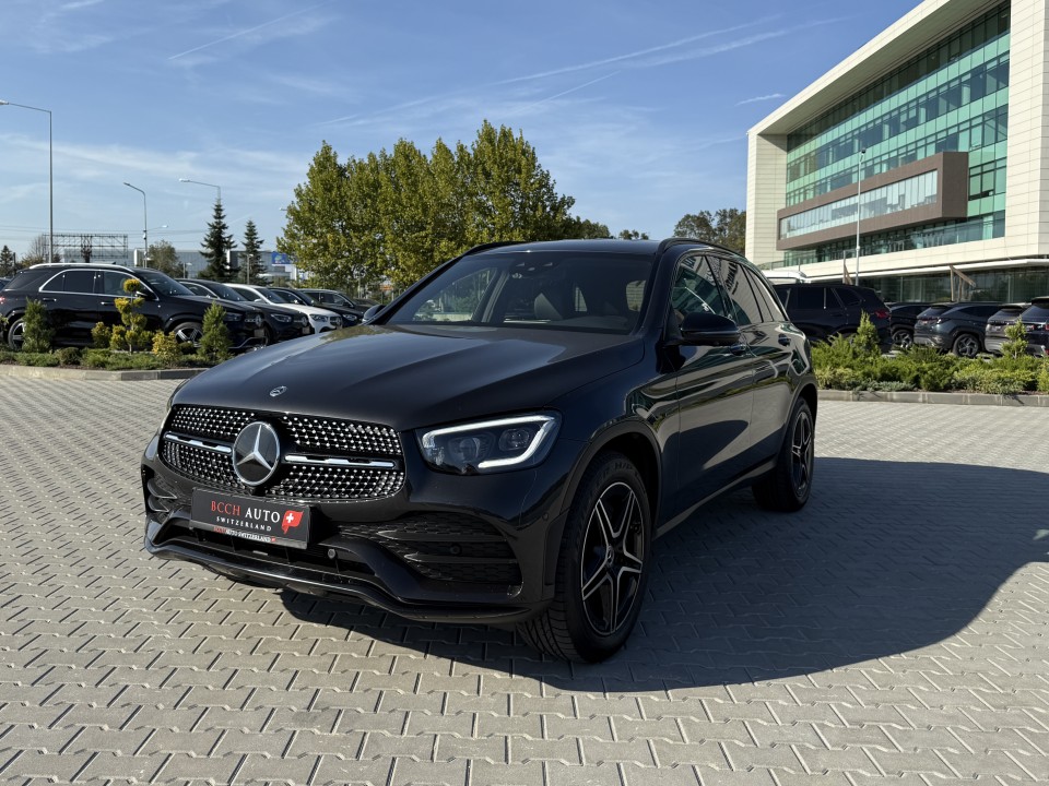 Mercedes-Benz GLC 300de 4MATIC AMG (1)