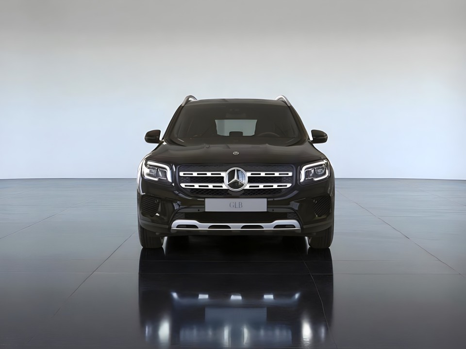 Mercedes-Benz GLB 200d 4MATIC (2)