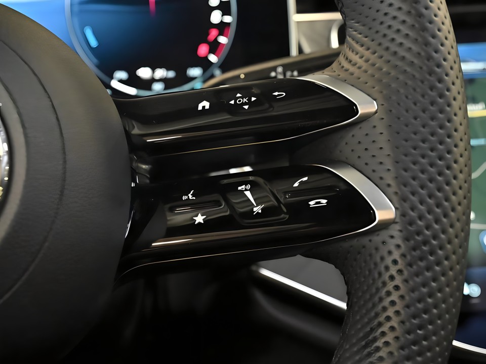 Mercedes-Benz E 300e AMG Line - foto 9