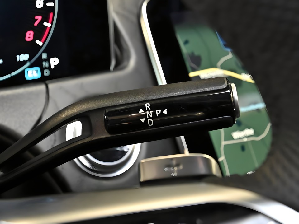 Mercedes-Benz E 300e AMG Line - foto 10