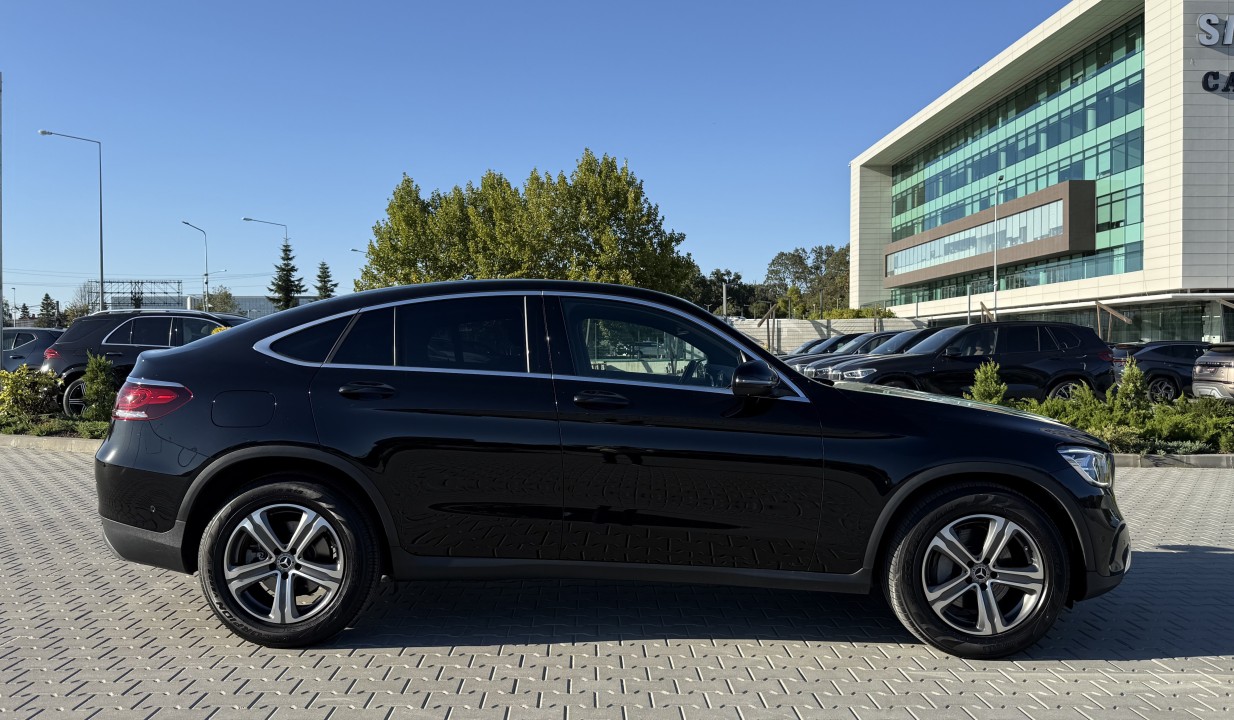 Mercedes-Benz GLC Coupe 220d 4MATIC (2)