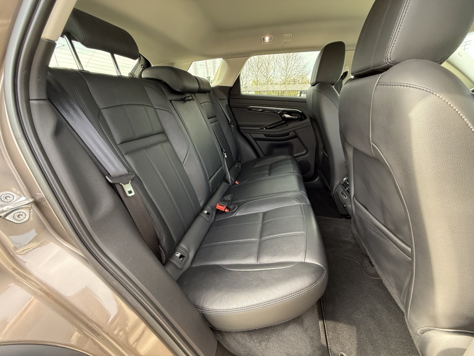 Land Rover Range Rover Evoque D180 S AWD - foto 19