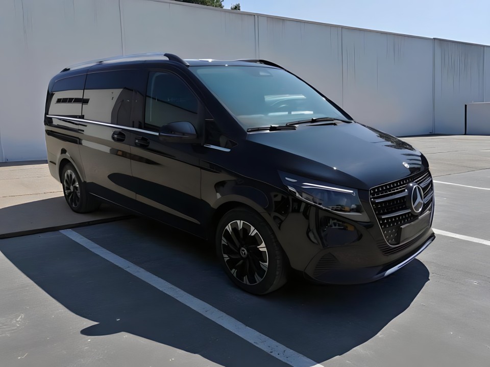 Mercedes-Benz V 300d Avantgarde (2)