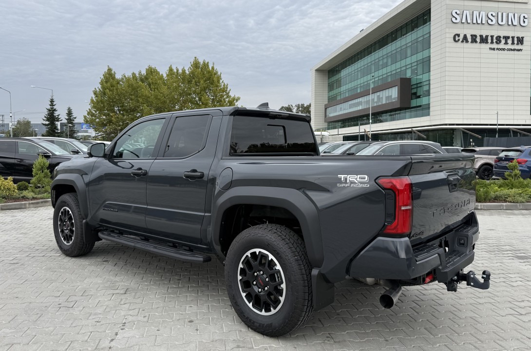 Toyota Tacoma TRD (5)