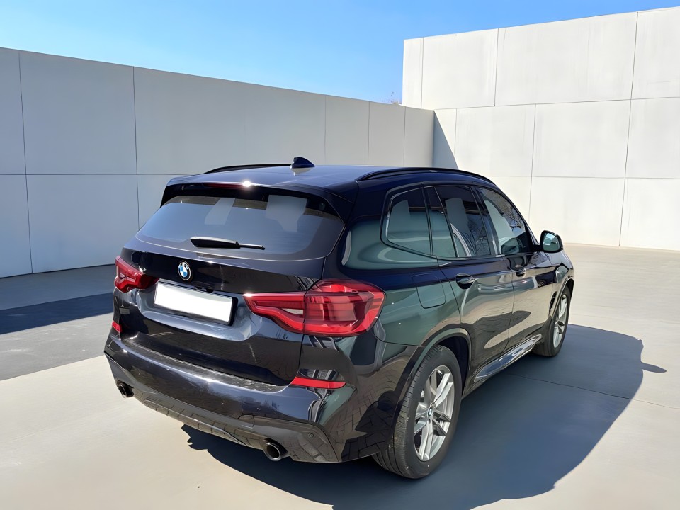 BMW X3 xDrive20d M-Sport (2)
