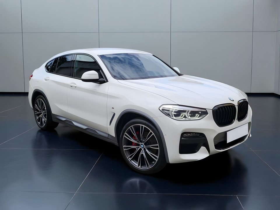 BMW X4 xDrive20d M-Sport (1)