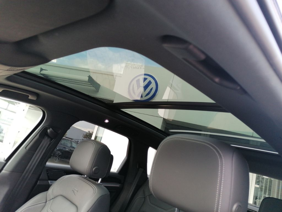 Volkswagen Touareg R 3.0 V6 TSI (462 CP) eHybrid 4MOTION Tiptronic - foto 15