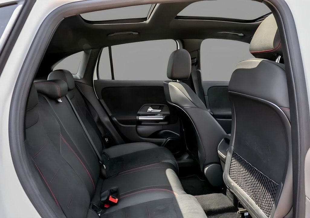 Mercedes-Benz GLA 250 AMG (4)