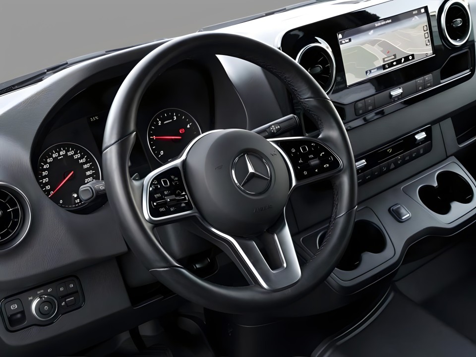 Mercedes-Benz Sprinter Tourer 319CDI - foto 6