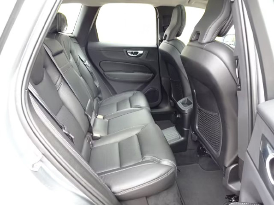 Volvo XC 60 T8 Recharge AWD Inscription - foto 17