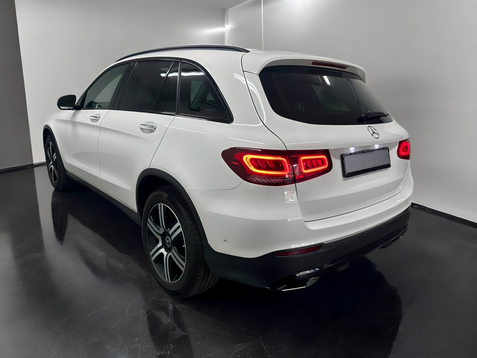 Mercedes-Benz GLC 300 4MATIC (4)