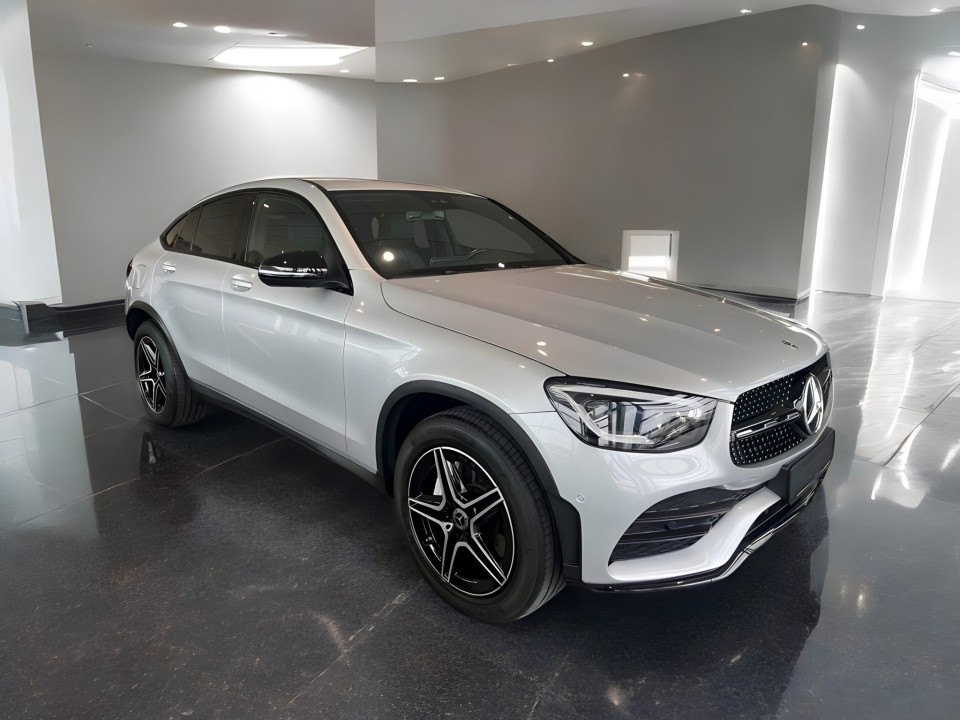 Mercedes-Benz GLC Coupe 300d 4MATIC AMG (1)