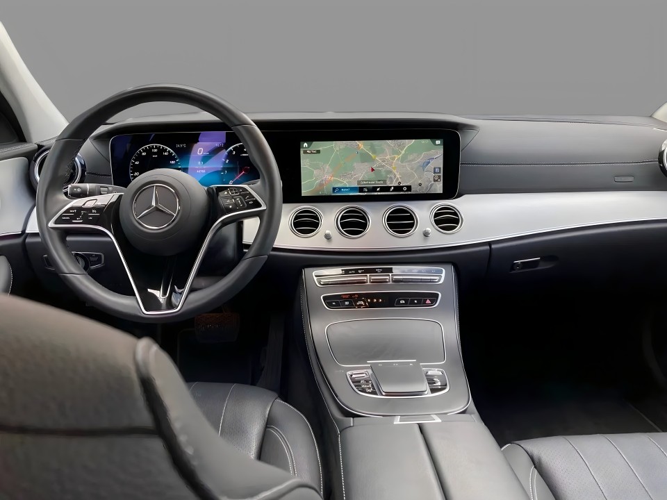 Mercedes-Benz E 200 (5)