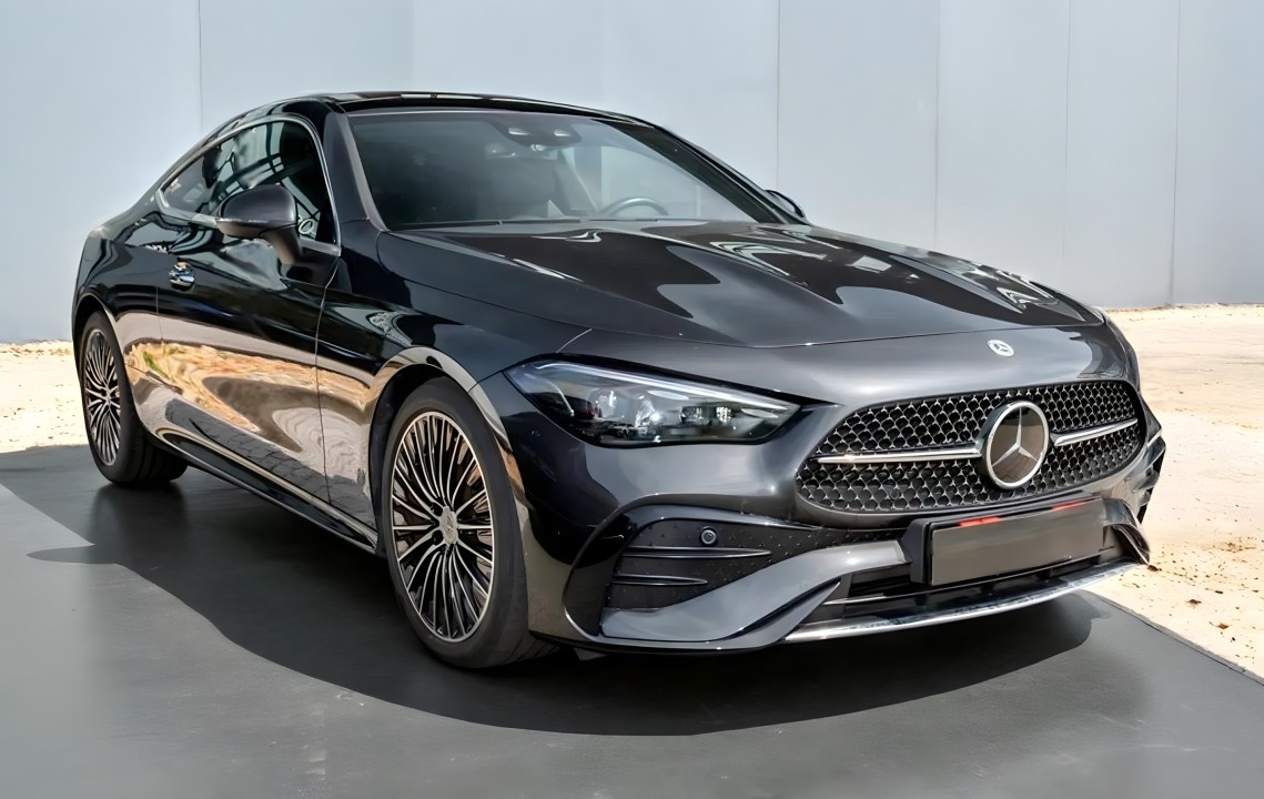 Mercedes-Benz CLE 200 4MATIC AMG Line